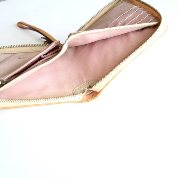 COACH Logo Zip Wristlet / Wallet - Picture 5 of 6